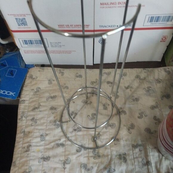 Living Solutions Set Of 5 Green Red White Mugs & Metal Storage Rack 10oz Cups - Picture 4 of 4